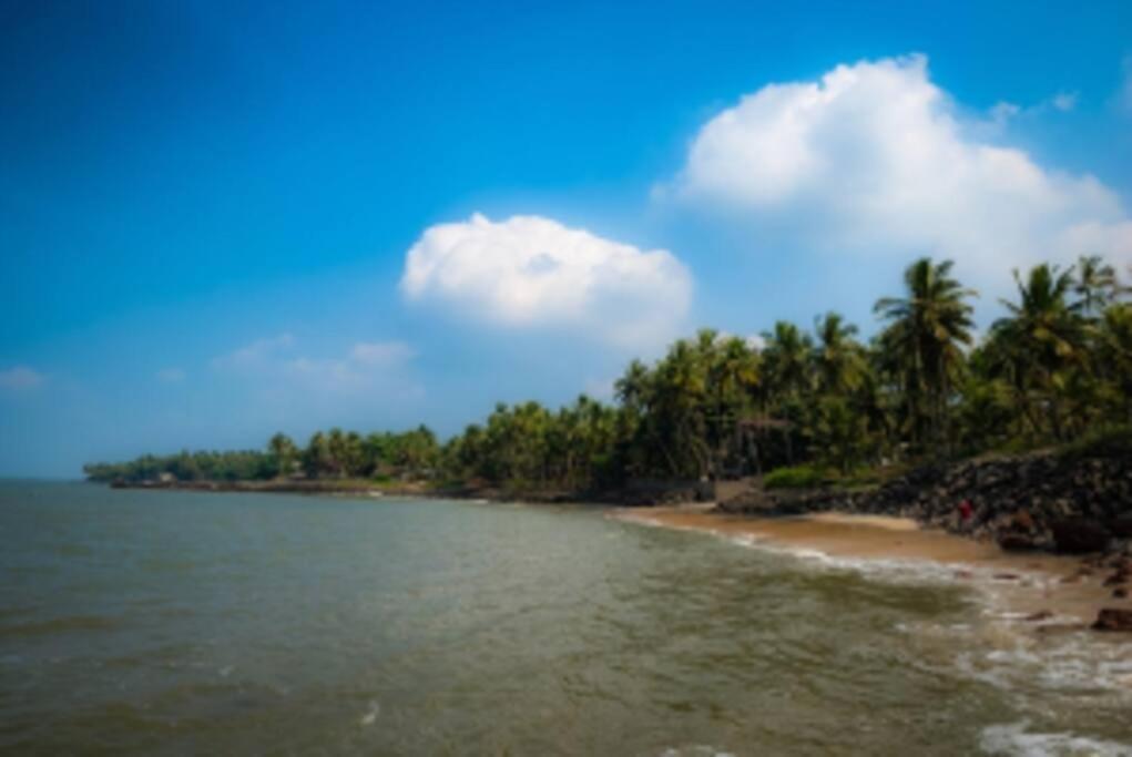 Baywatch By Grha - A Picturesque Beachfront Villa Кожикоде Экстерьер фото